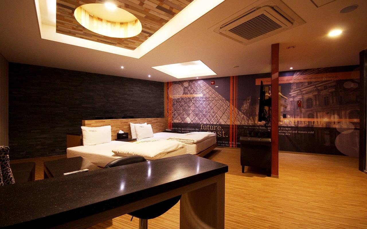 دايجو Khan Motel المظهر الخارجي الصورة